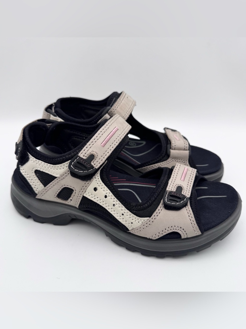 ECCO Yucatan Offroad Hiking Sandals Ice White/Black Women's EU 36 / US 5-5.5